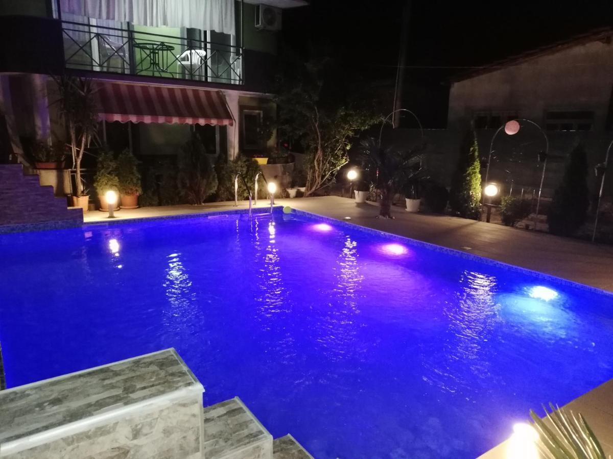 Lile Pestani Accommodation Εξωτερικό φωτογραφία